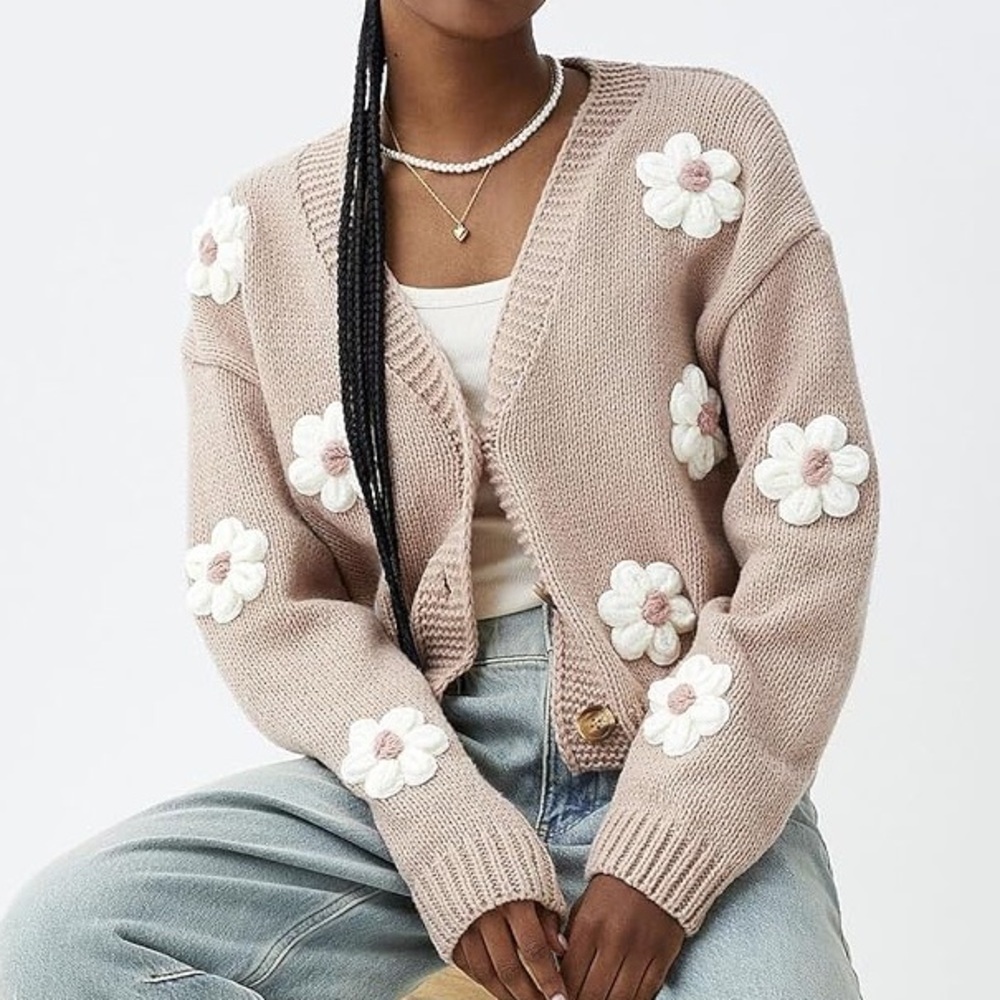 Luna Ivy Women’s 3D Flower Knit Cardigan Sweater Cropped Coquette in Cream S